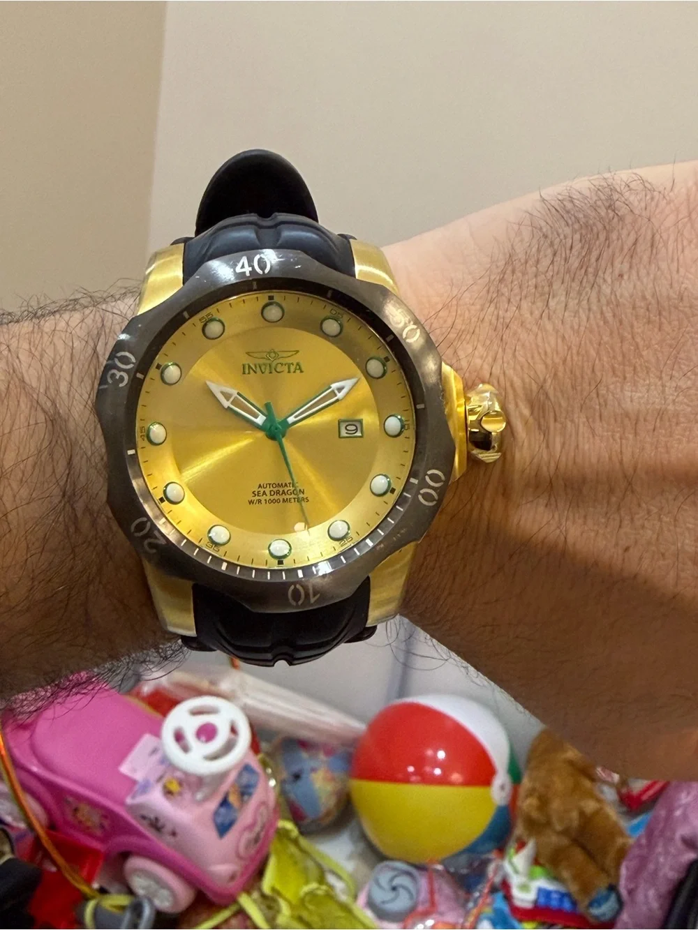 Invicta Venom Sea Dragon 19315 Men's Automatic 1000M Gold Dial Black Strap Watch